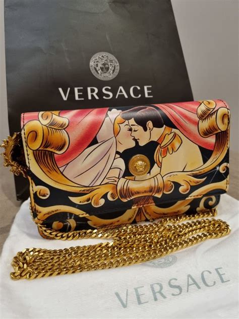 versace disney plus